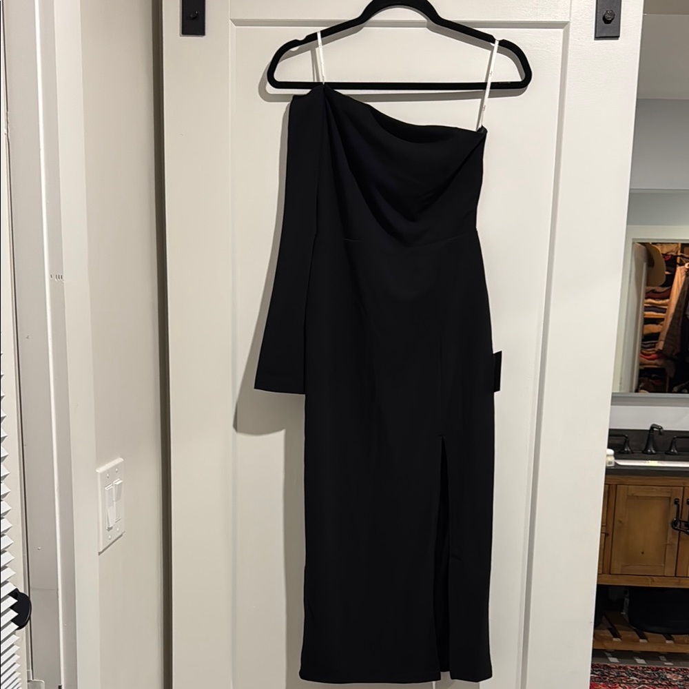 lulu's asymmetrical black dress one long sleeve NWT